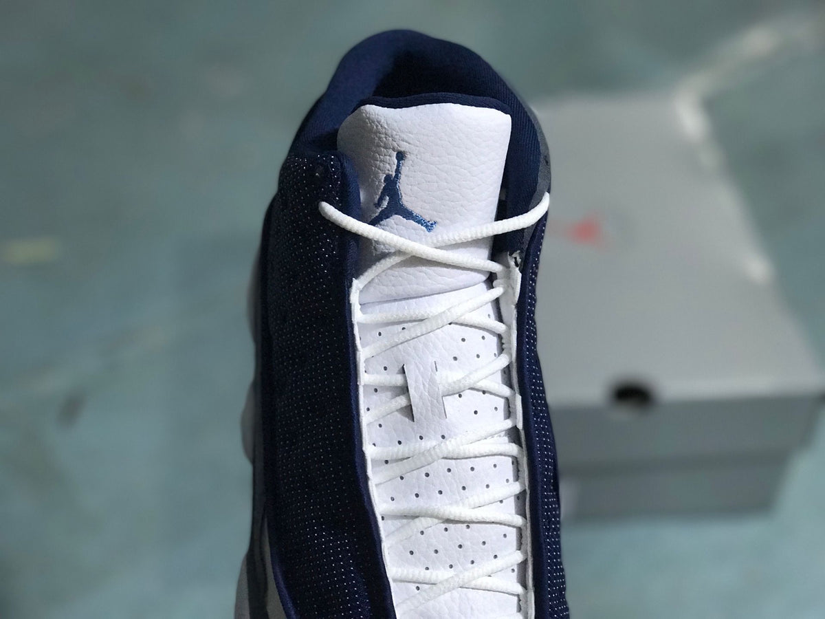 Brand New Fashion Sneakers – Men’s & Women’s Casual Shoes