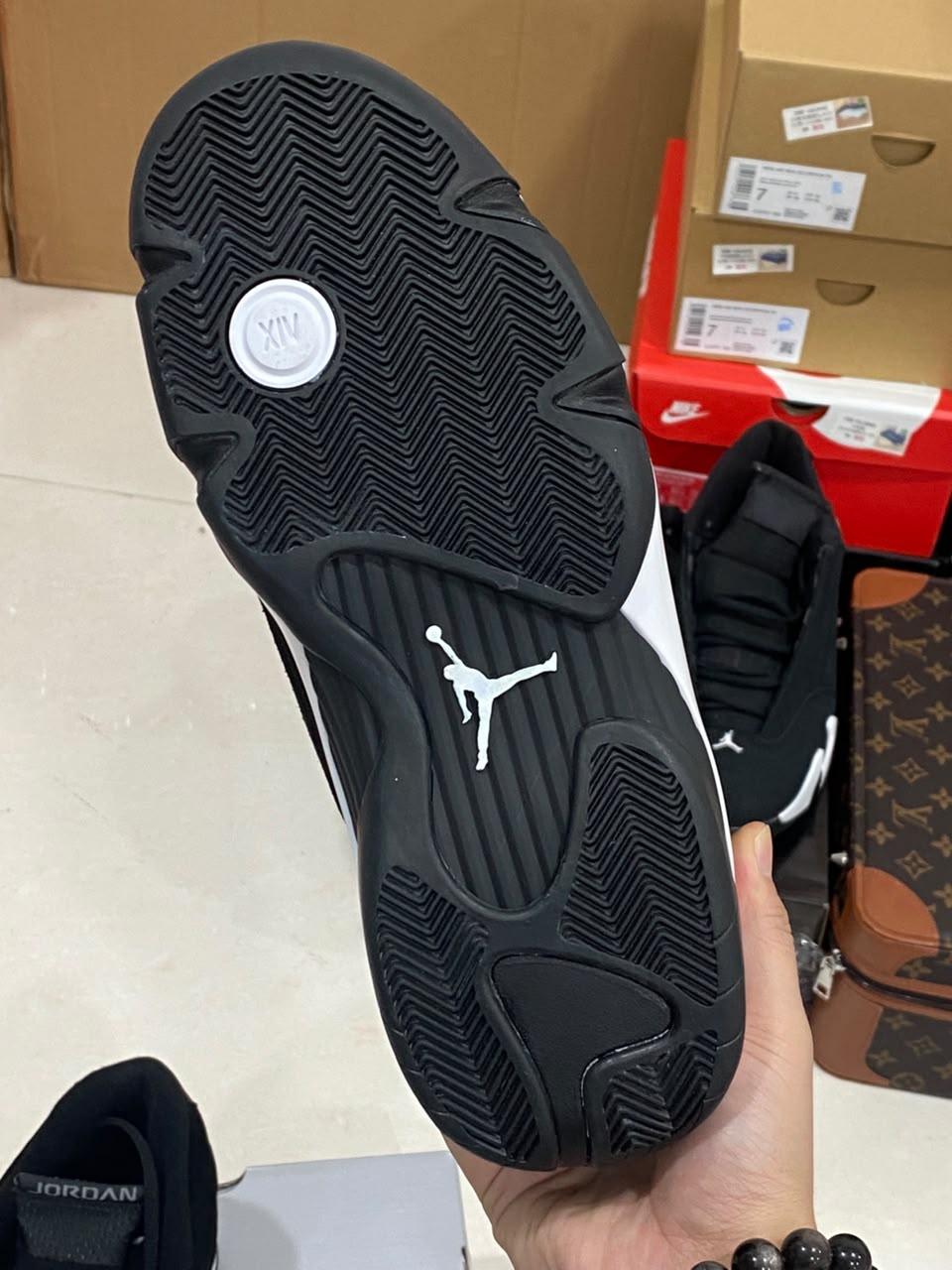 Brand New Fashion Sneakers – Men’s & Women’s Casual Shoes