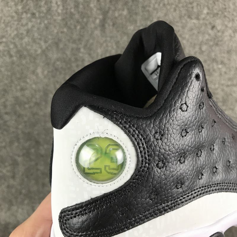 🔥 Fresh Kicks for Your Everyday Look