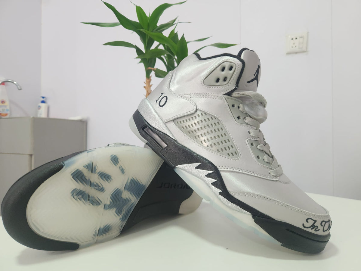 Brand New Fashion Sneakers – Men’s & Women’s Casual Shoes