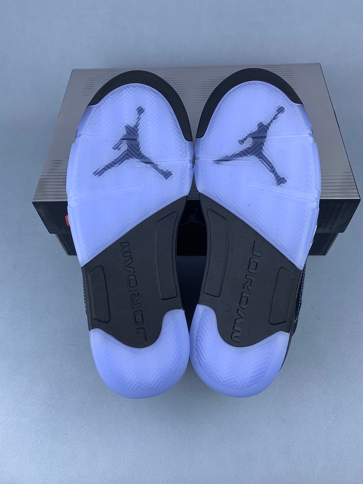🔥 Fresh Kicks for Your Everyday Look