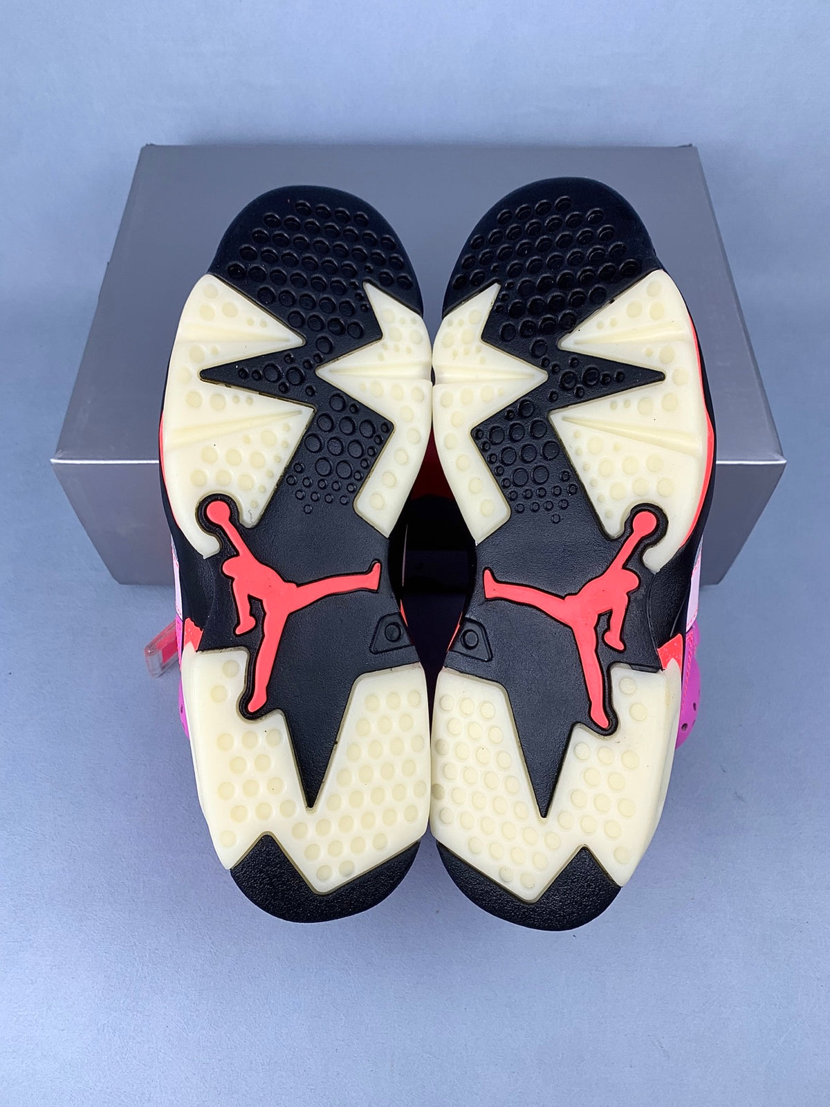 Brand New Fashion Sneakers – Men’s & Women’s Casual Shoes