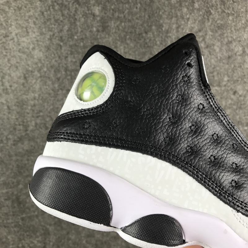 🔥 Fresh Kicks for Your Everyday Look
