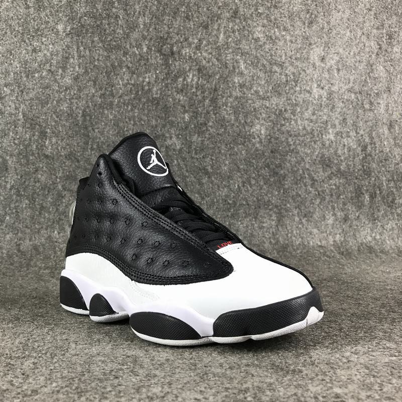 🔥 Fresh Kicks for Your Everyday Look