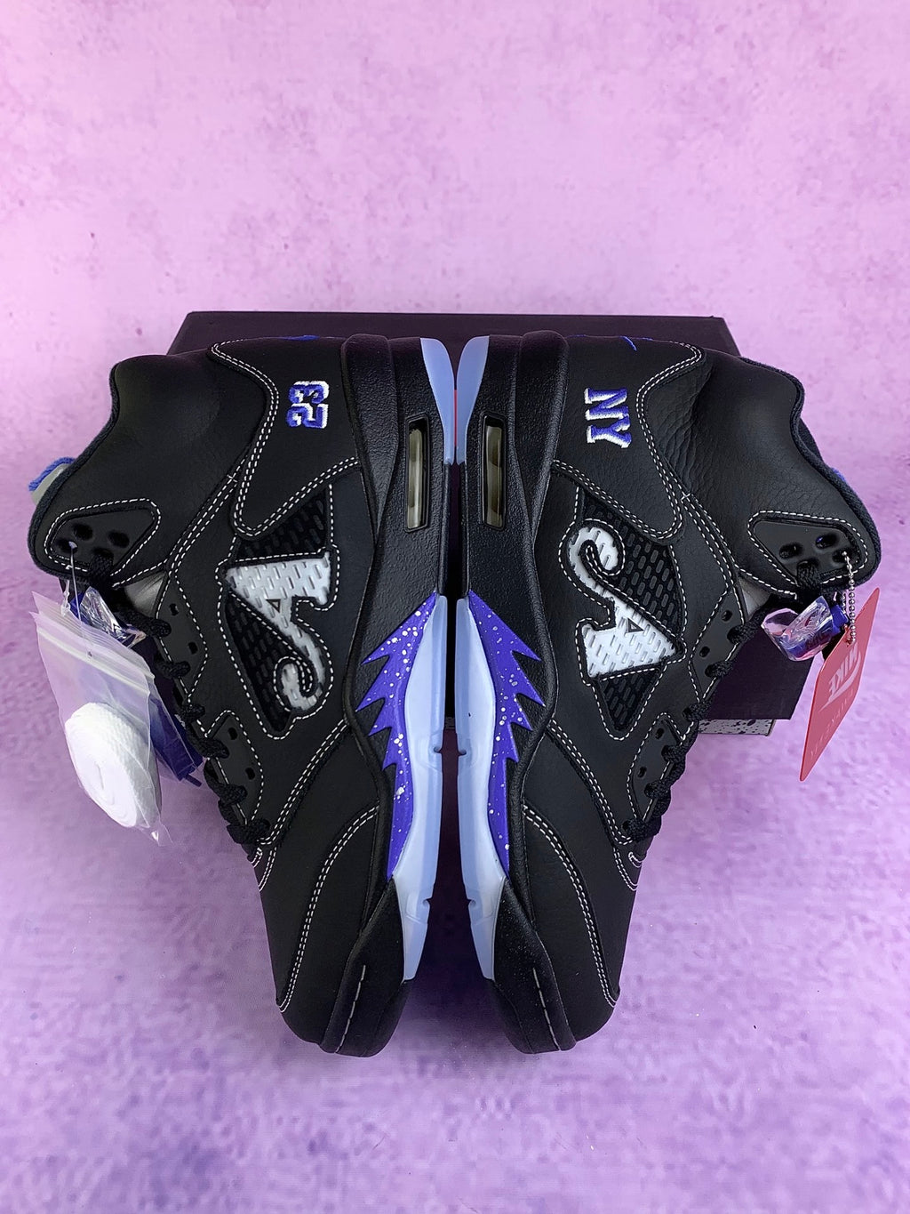Brand New Fashion Sneakers – Men’s & Women’s Casual Shoes