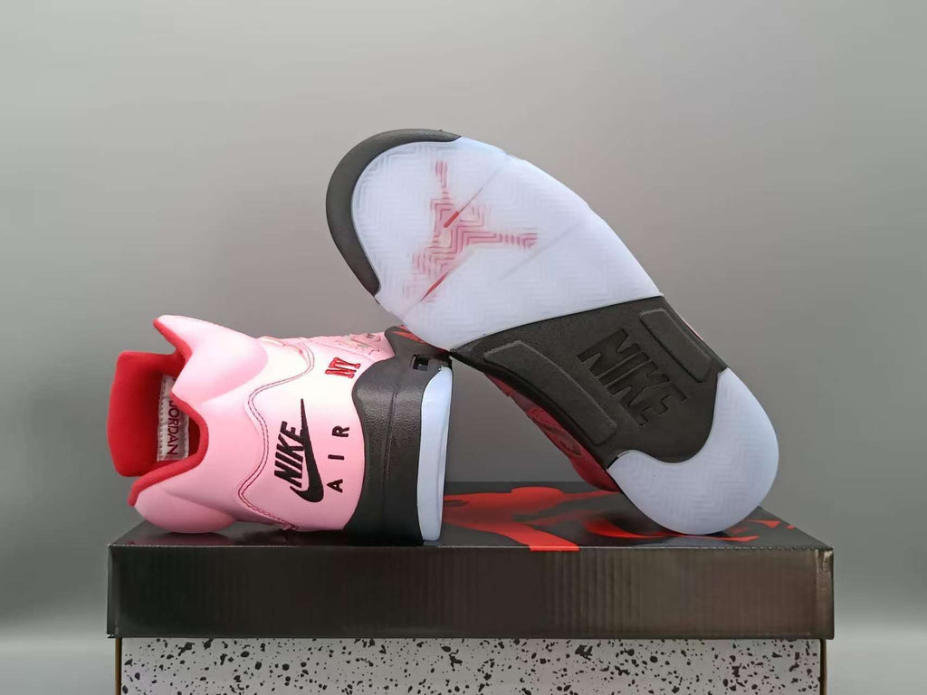 Brand New Fashion Sneakers – Men’s & Women’s Casual Shoes