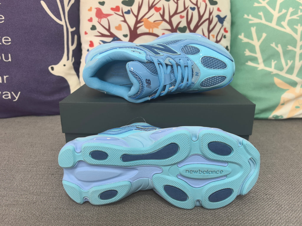 Brand New Fashion Sneakers – Men’s & Women’s Casual Shoes