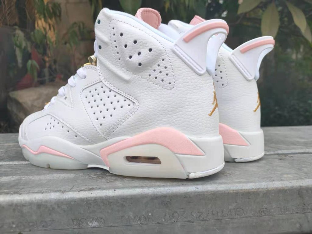 🔥 Fresh Kicks for Your Everyday Look